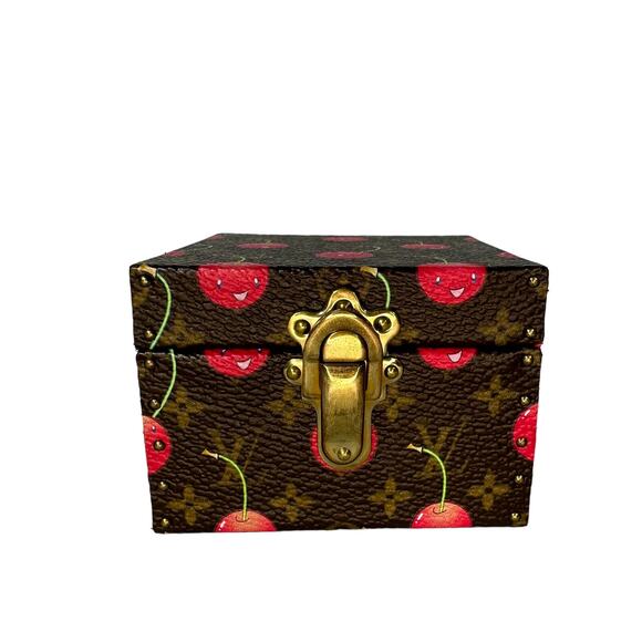 Louis Vuitton Cherry Trunk Case Ring Box Monogram Cerises Mini Vintage Murakami - Picture 14 of 14